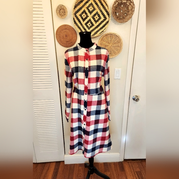 LAST ONE! Long Sleeve Plaid Button Down Dress - Picture 7 of 9